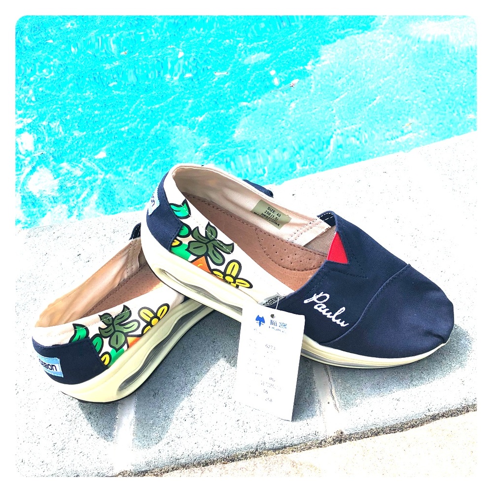 Wedge canvas sneakers